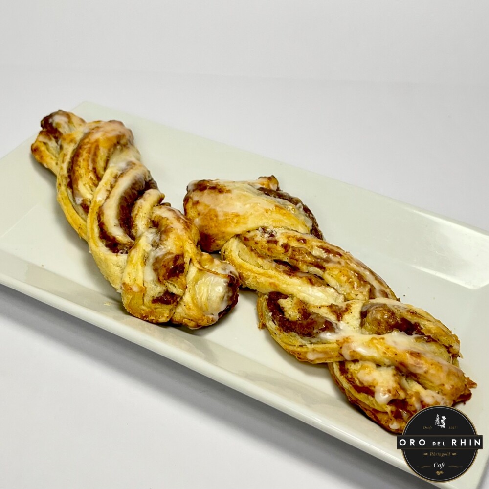 Trenzas de Almendras Trenzas de Almendras