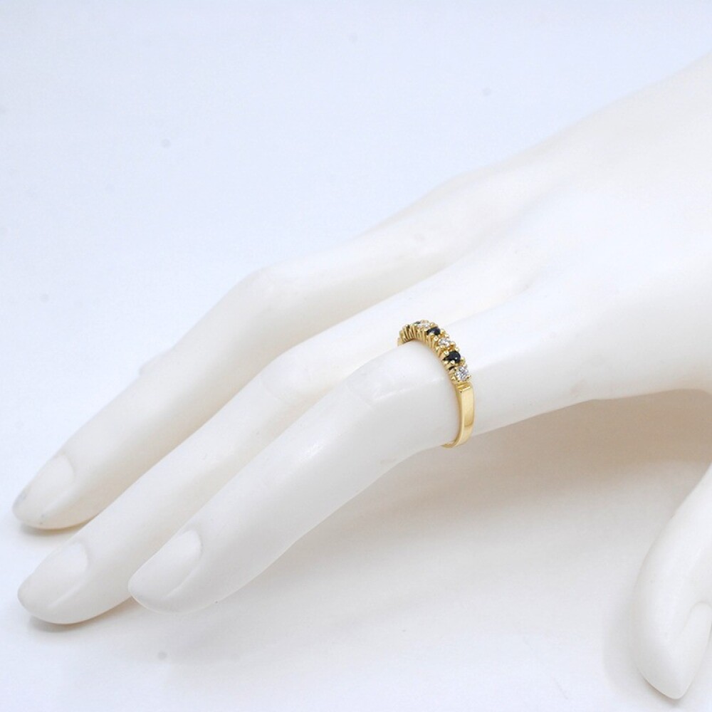 Anillo En Oro 18K, Brillantes Y Zafiros Anillo En Oro 18K, Brillantes Y Zafiros