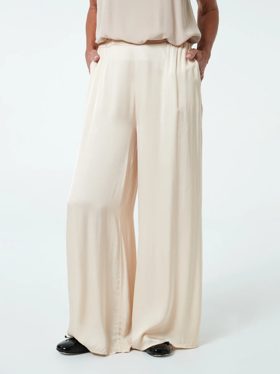 PANTALÓN 