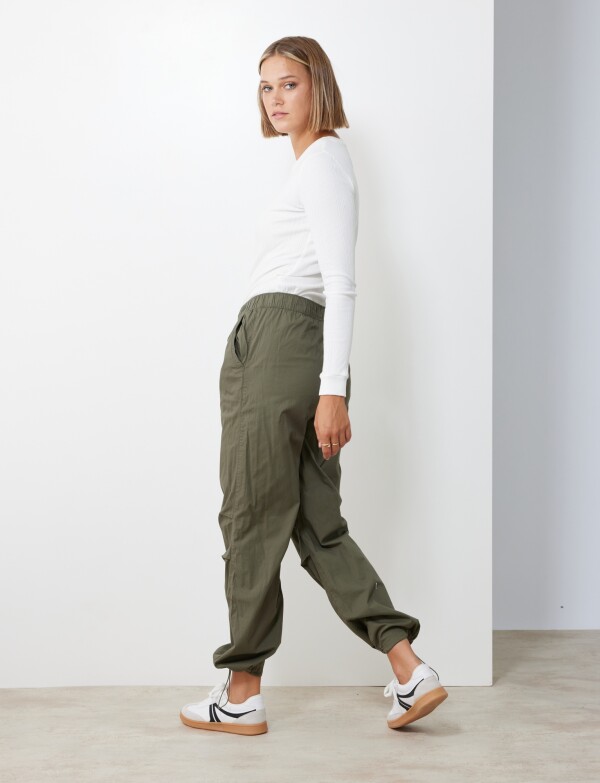 Pantalon Jogger OLIVA