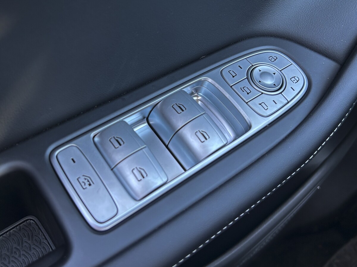 Omoda E5 Comfort 100% Eléctrica Extra Full Omoda E5 Comfort 100% Eléctrica Extra Full