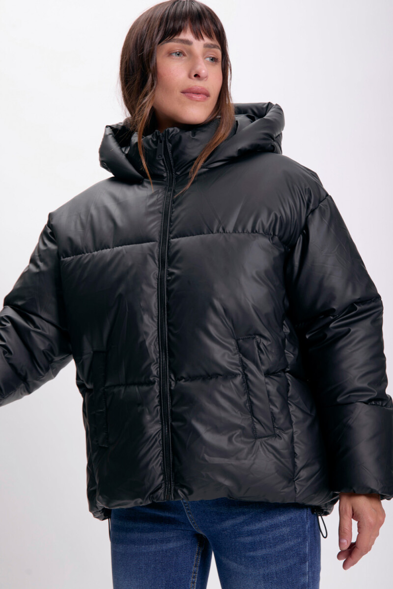 Campera de abrigo capitoneada Negro