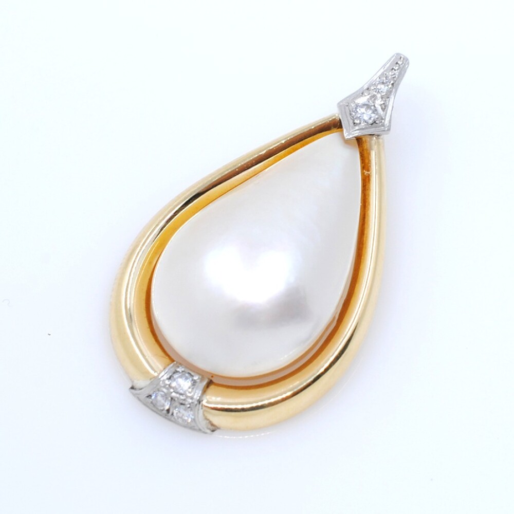 Colgante oro 18k brillantes y perla mabe Colgante oro 18k brillantes y perla mabe