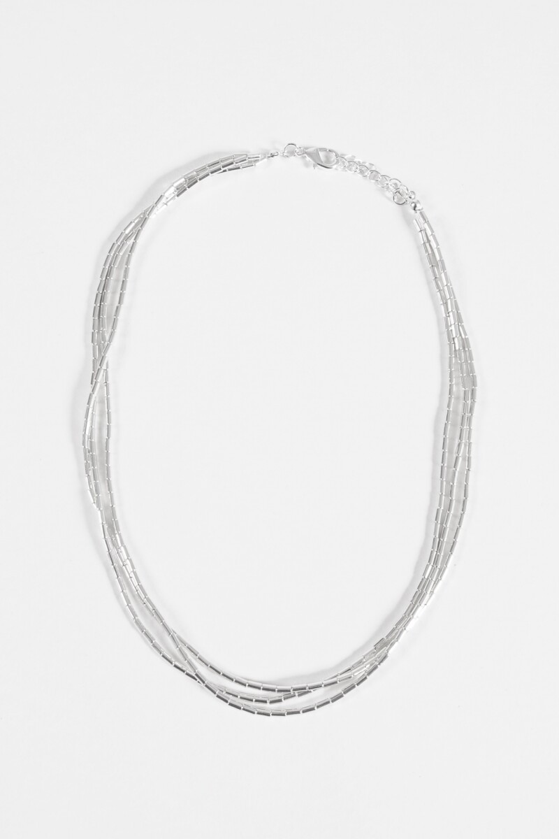 Collar triple cuentas metalicas plateado