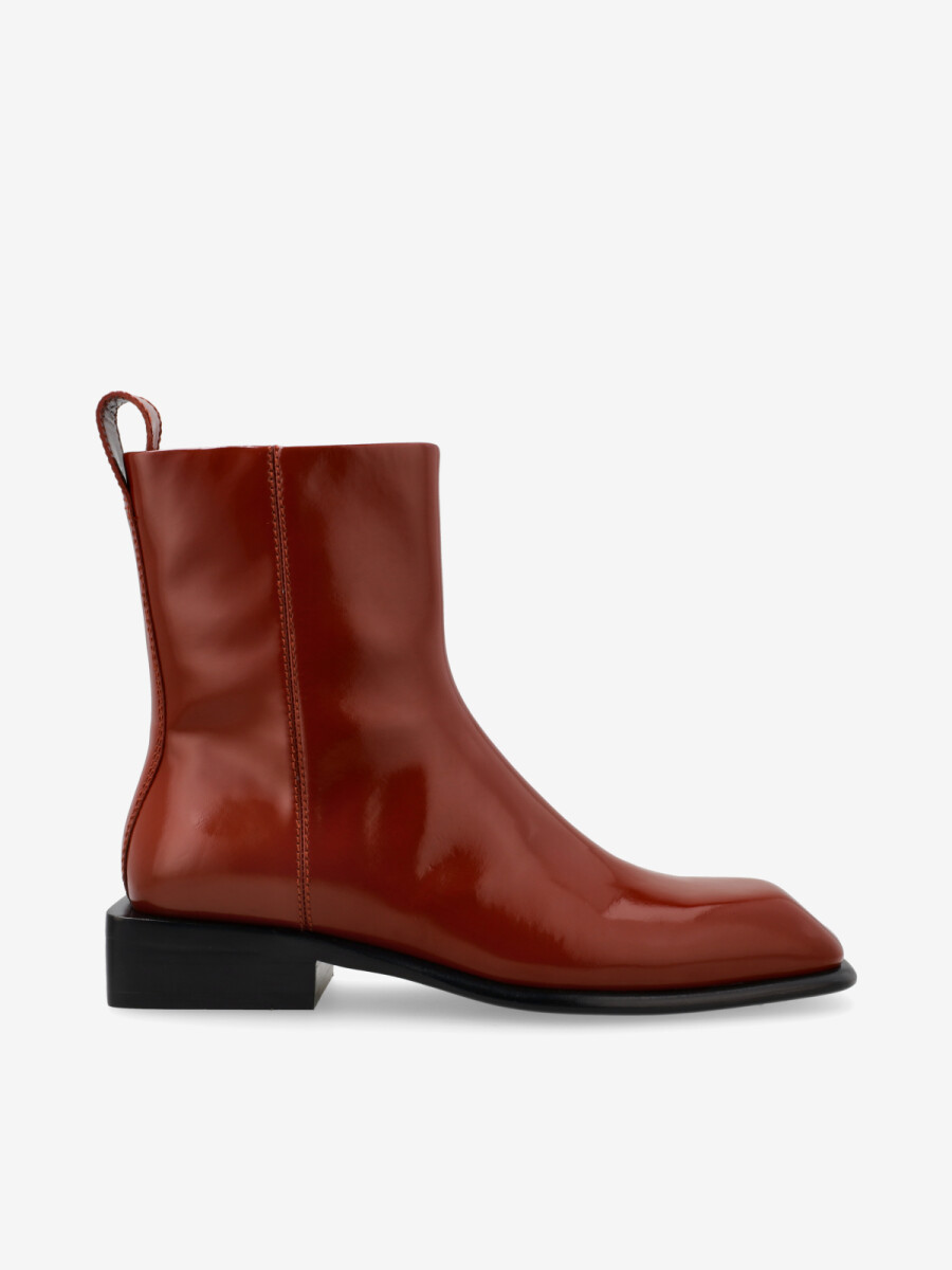 BOTA RAYLESS 