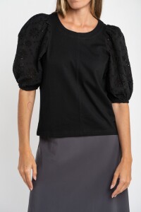 Remera Manga Broderie Negro