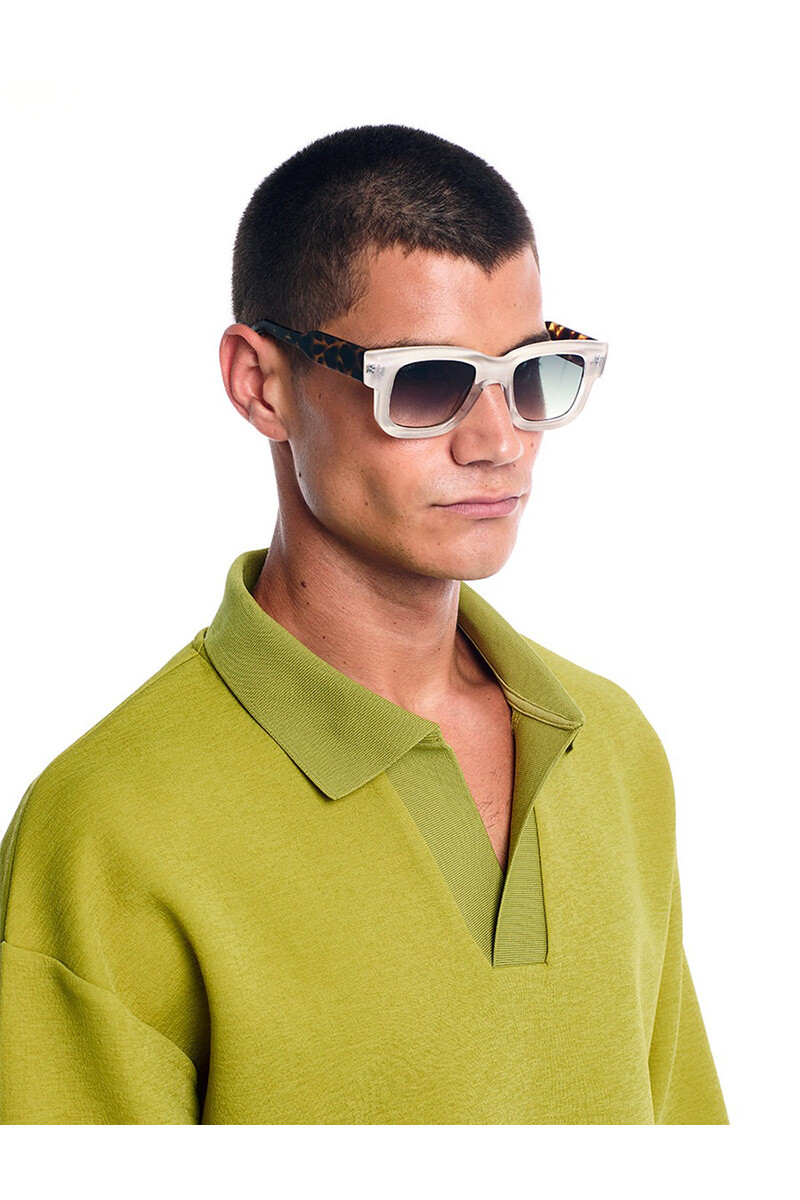 Tiwi Nico -200 Shiny Beige With Green Gradient Lenses (flat+