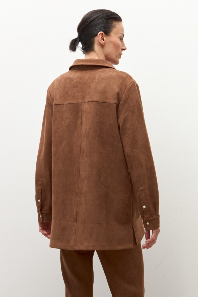 Camisa simil gamuza tostado