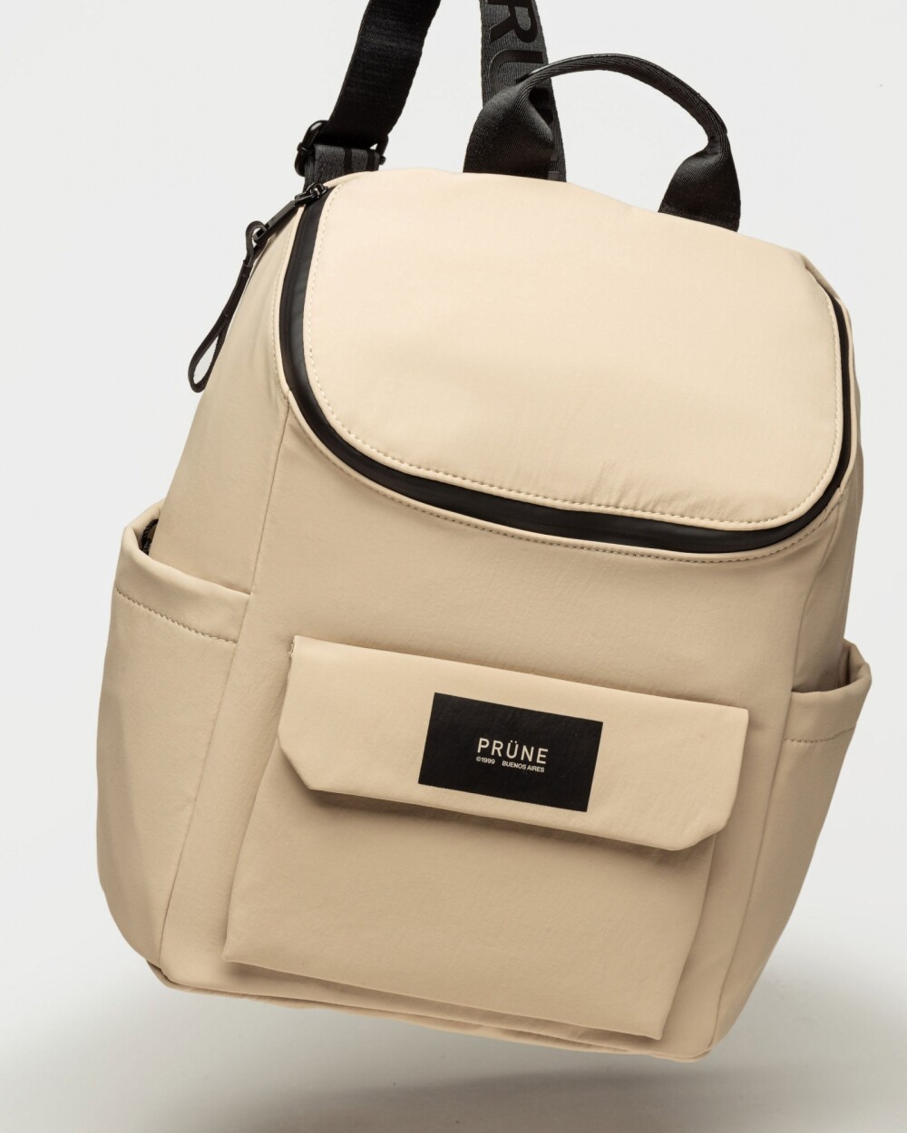 Mochila Adventure en nylon Natural