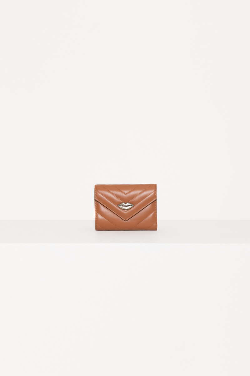 BILLETERA LIPSTICK FLAP Suela
