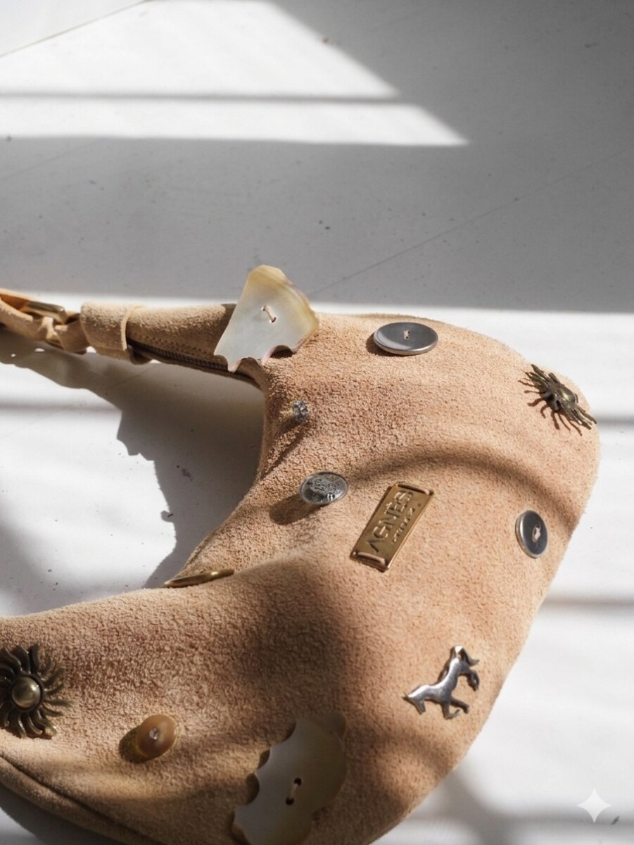 Deleite Multi Tachas Bag - Beige 