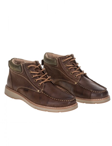 Bota de Cuero con cordones Tostado