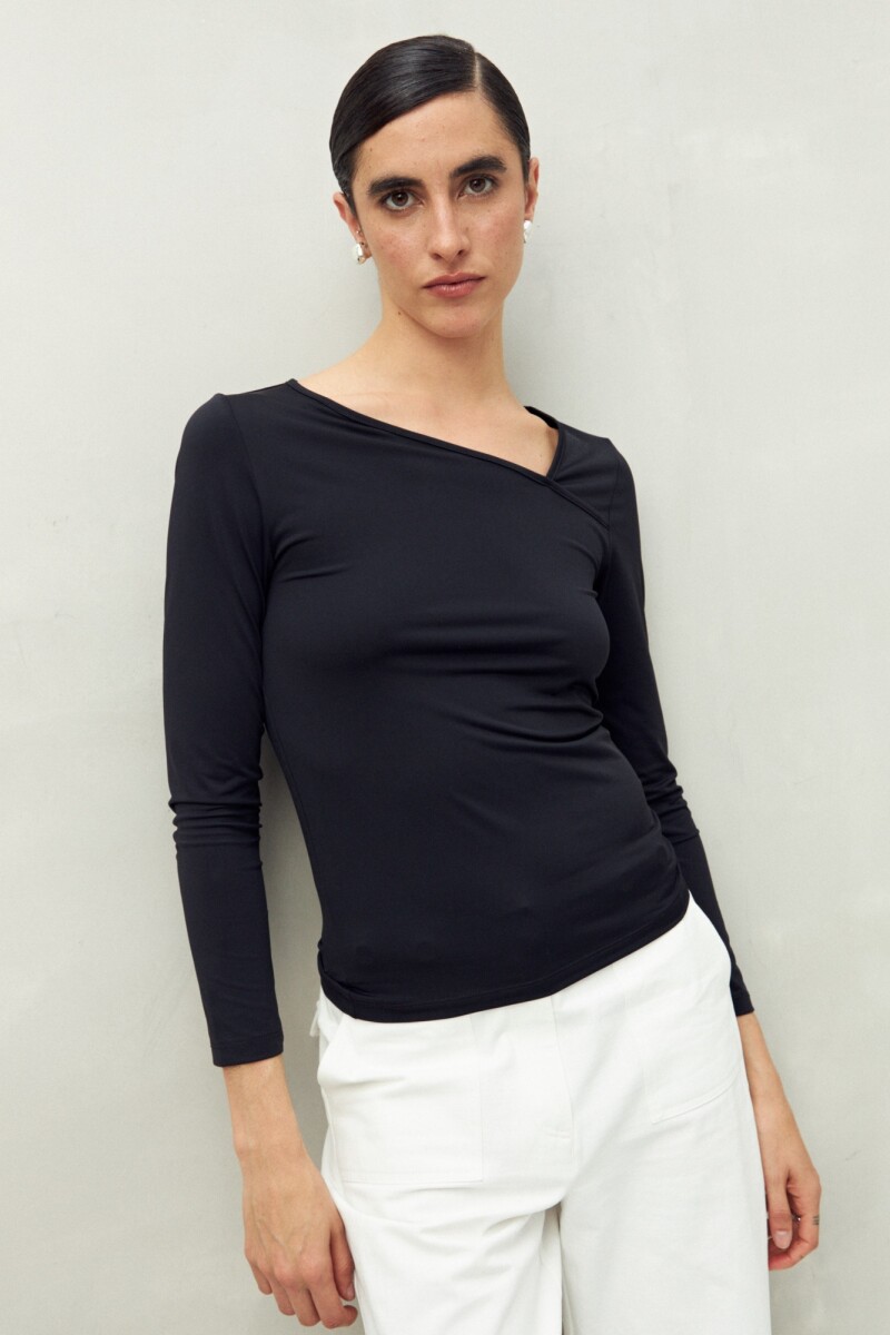 TOP ADORA Negro