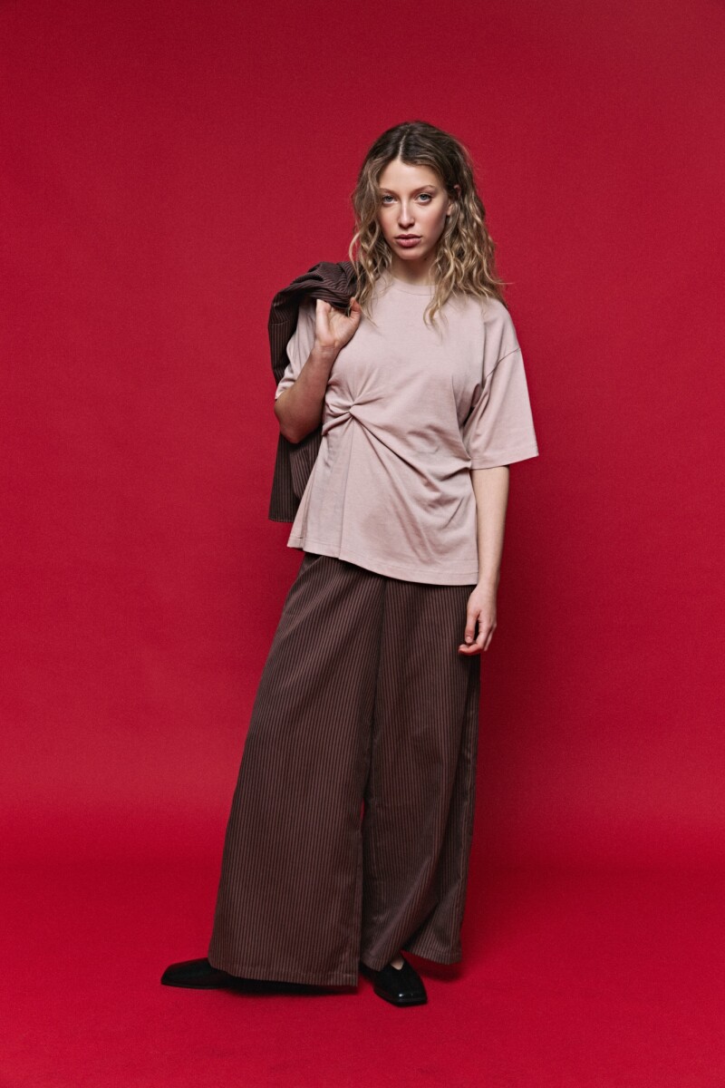 REMERA ELIA Beige