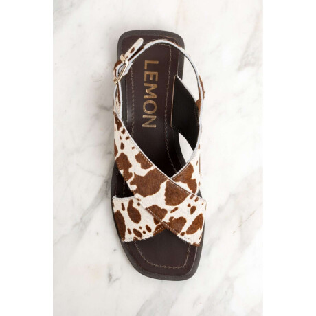 Sandalia Cruzada Pelo Vaca Marrón