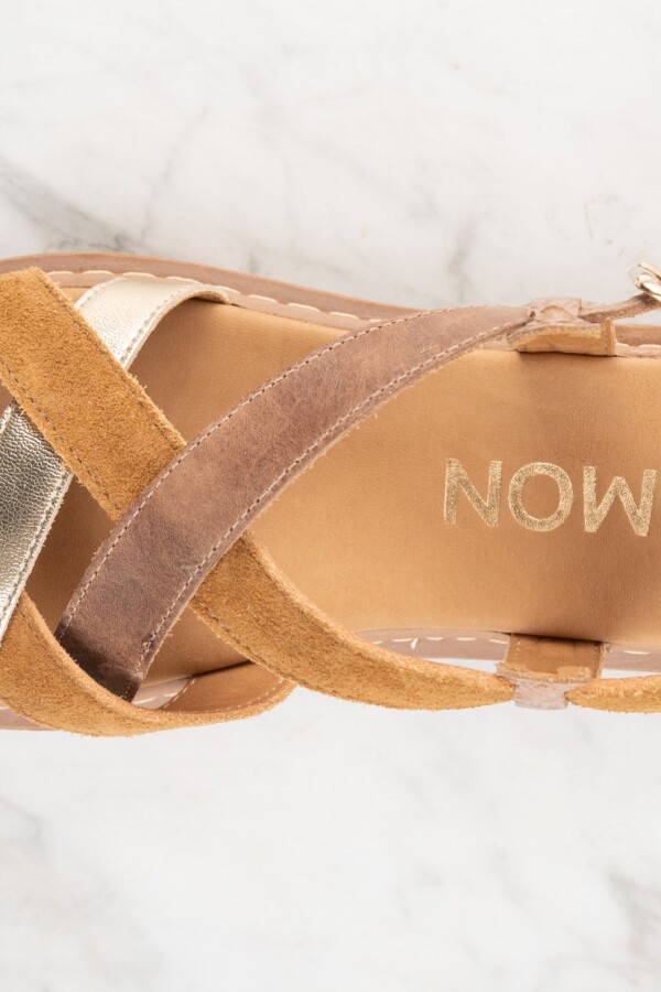 Sandalia Cuero Combinada Camel