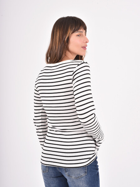 REMERA JAZMIN VARIANTE 1