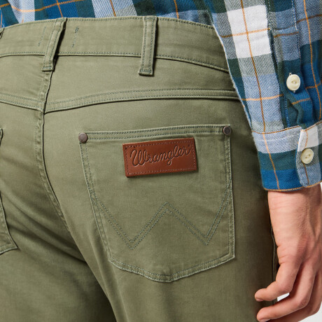 Jean Wrangler de Hombre - LARSTON - 112356816DUSTYOLIVE ELD