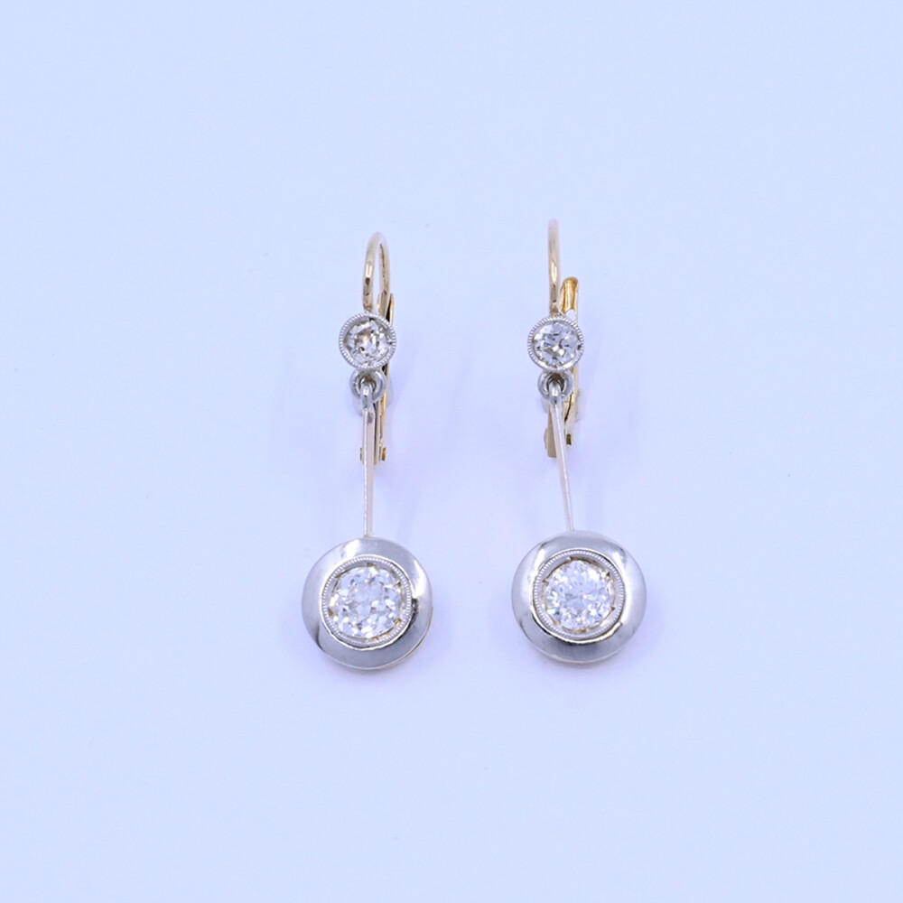 Caravanas antiguas oro 18k 2 tonos con brillantes. Caravanas antiguas oro 18k 2 tonos con brillantes.