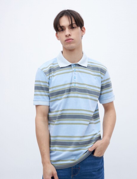 Remera polo Casper Celeste