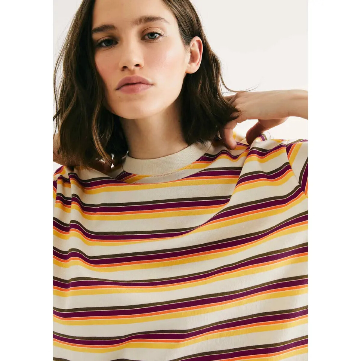 CAMISETA MM - MARROM 