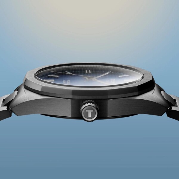 Reloj Tissot PRC 100 SOLAR 39MM Reloj Tissot PRC 100 SOLAR 39MM