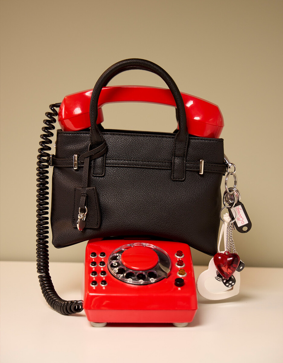 Cartera City Charm Negro 