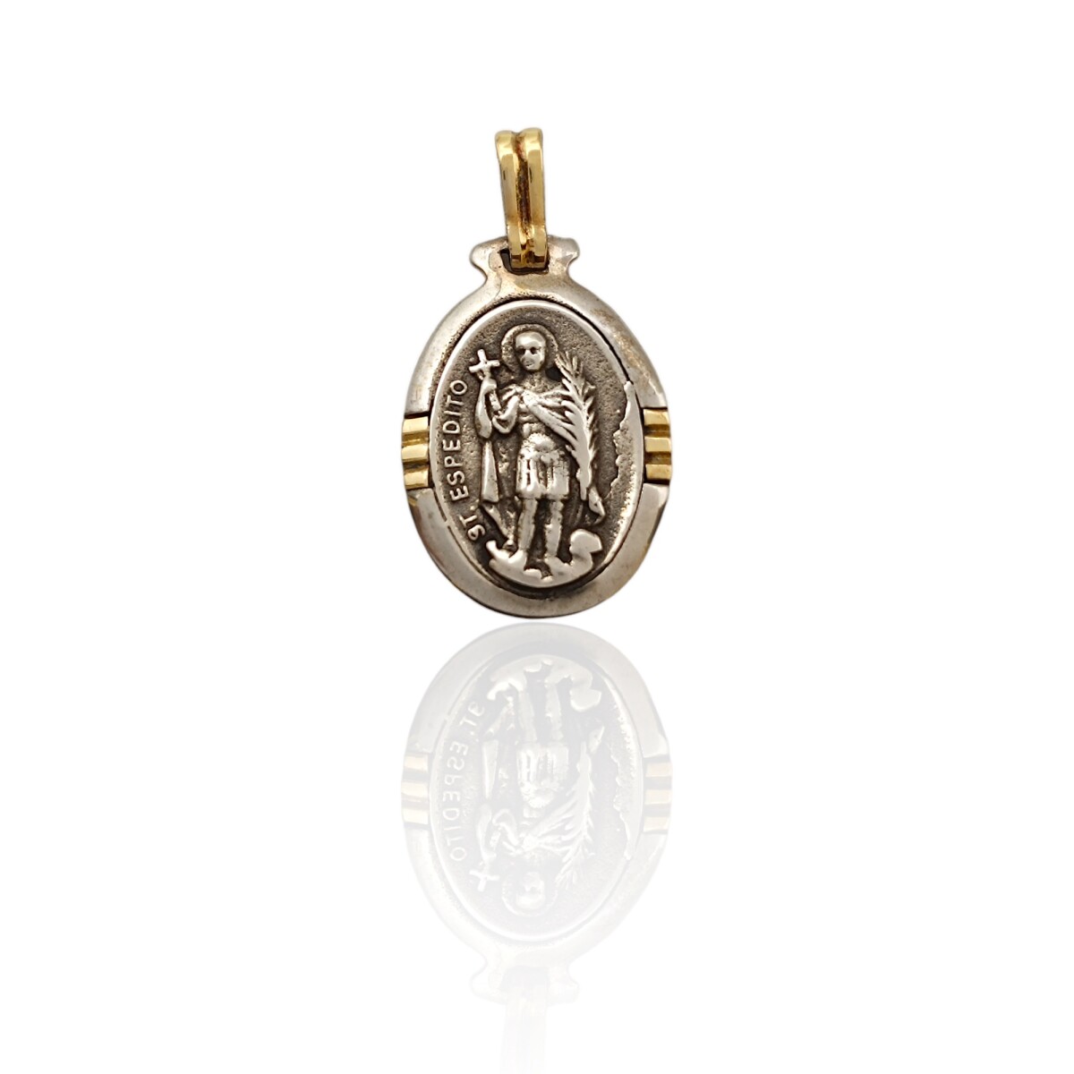 Dije Medalla San Expedito Oval-Plata y oro- Sin piedra- CP5027 - sinpiedra 