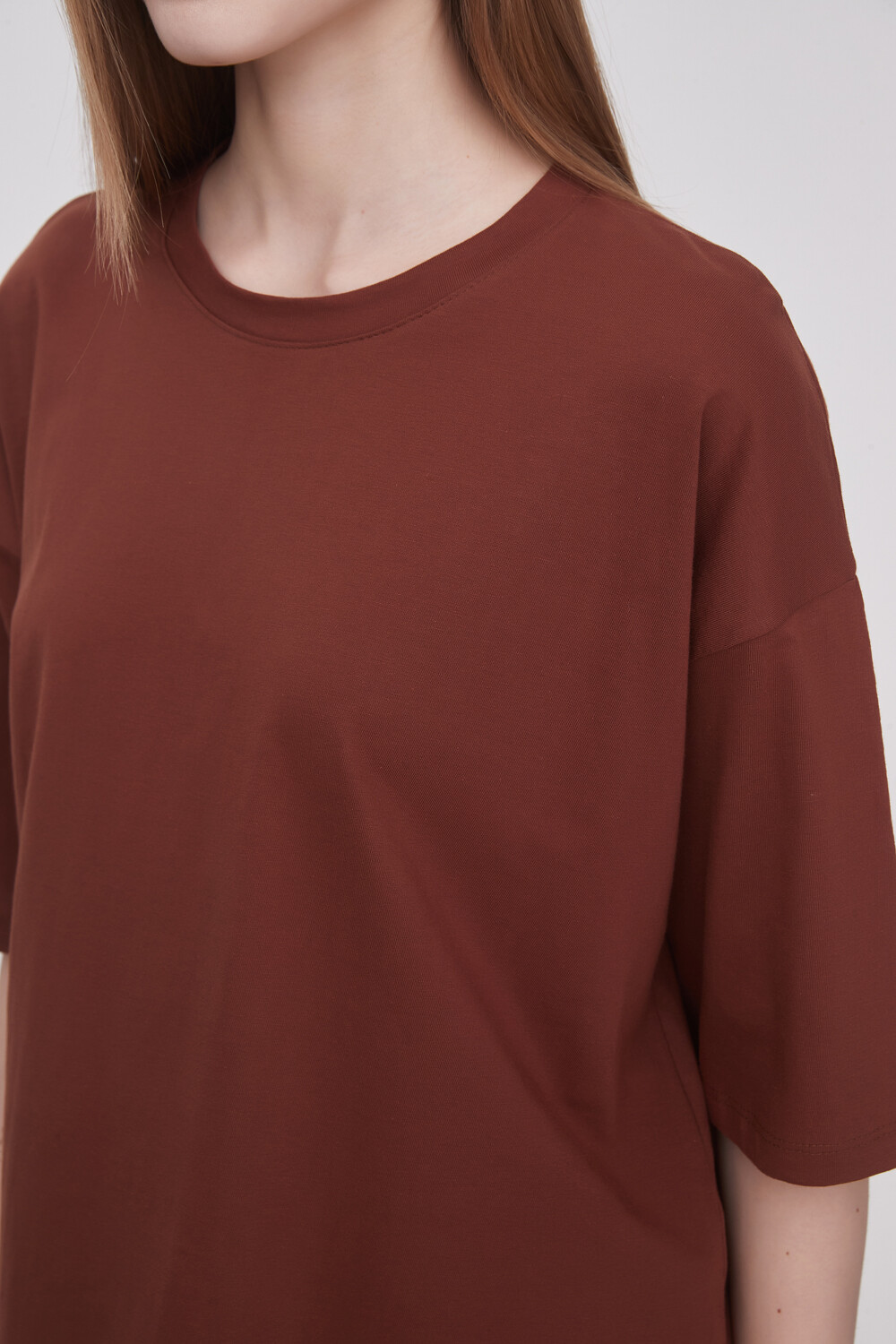 Remera Ahrnia Chocolate