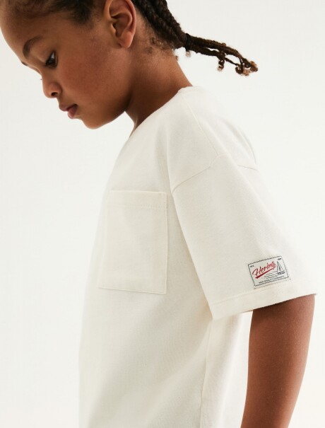 CAMISETA INFANTIL CON BOLSILLO BLANCO