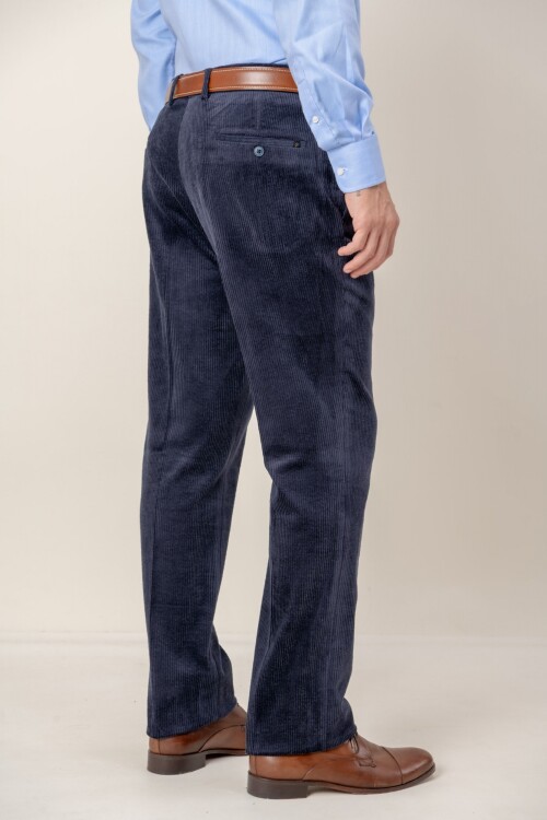 Pantalón Corduroy classic fit Azul marino