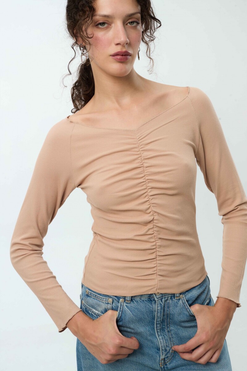 Remera Remus - Tostado 