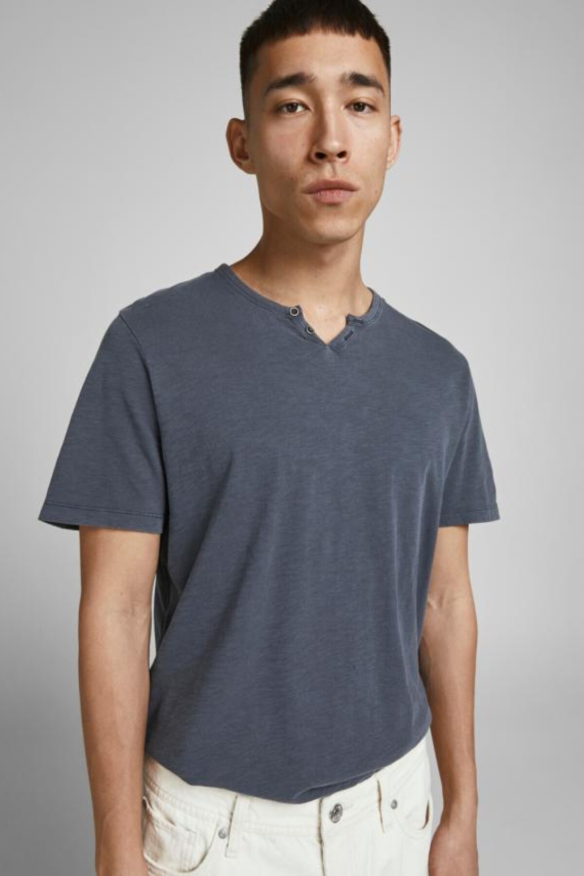 Camiseta Split Cuello "v" Navy Blazer
