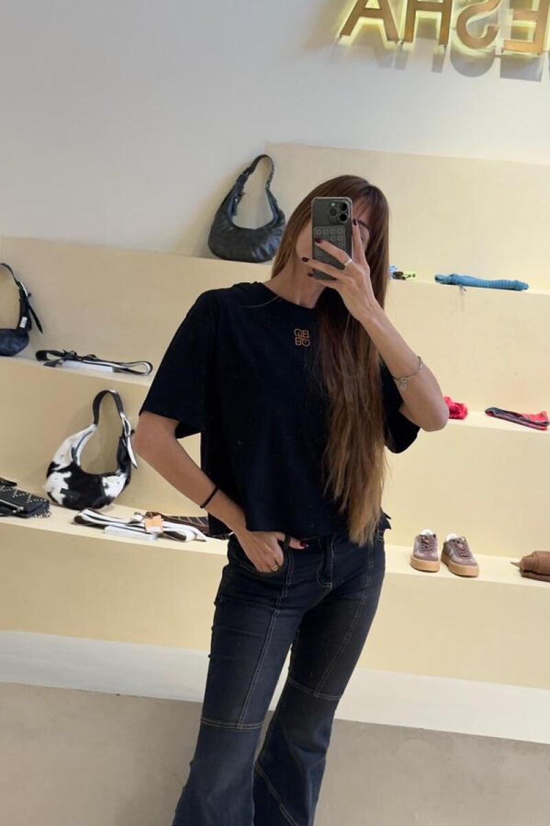 Remera Tag Negro