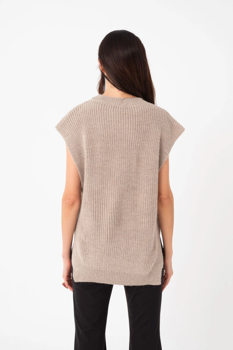 CHALECO TEJIDO Beige
