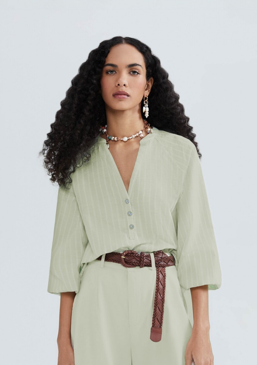 BLUSA A RAYAS CON BOTONES - VERDE 