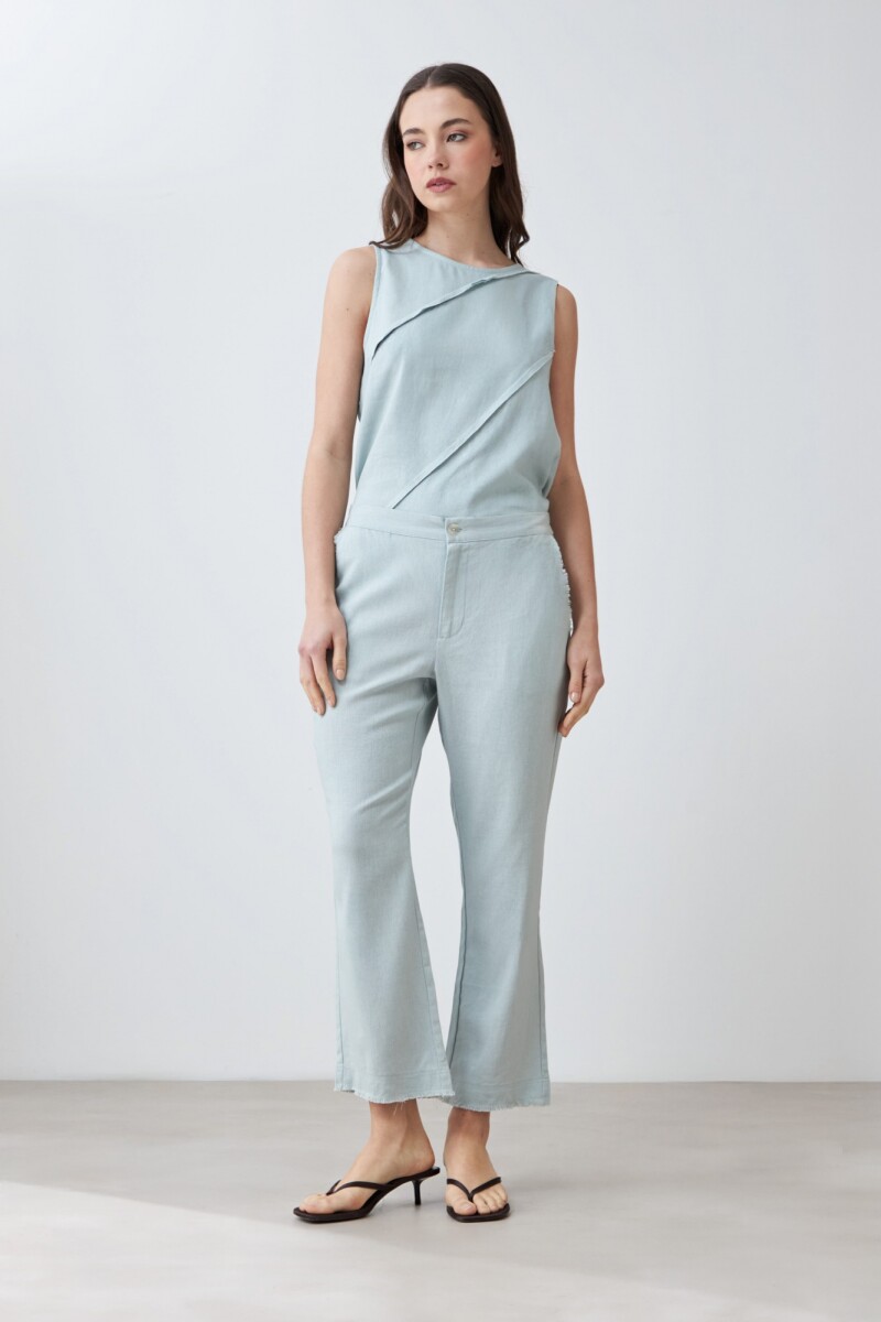 Pantalón de lino con efecto desflecado verde agua