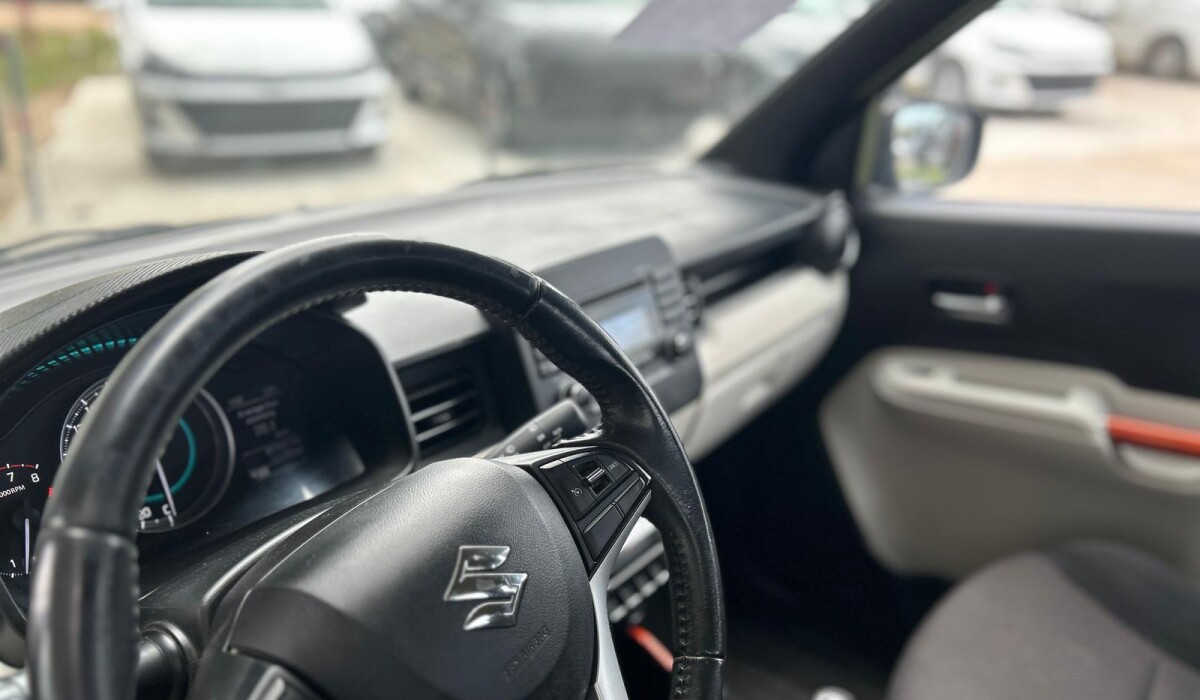 Suzuki Ignis GLX 1.2 MT - 2017 Suzuki Ignis GLX 1.2 MT - 2017