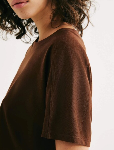 BLUSA MANGA CORTA MARRÓN