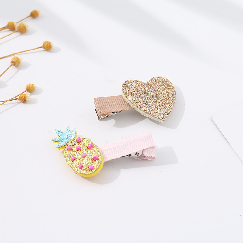 Set De Pinzas Para El Cabello - Ananá Y Corazón Set De Pinzas Para El Cabello - Ananá Y Corazón