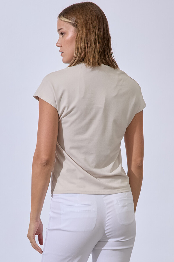 Blusa Escote V BEIGE CLARO