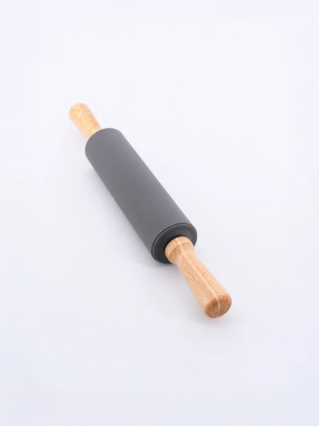 PALO AMASAR SILICONA Y MADERA GRIS