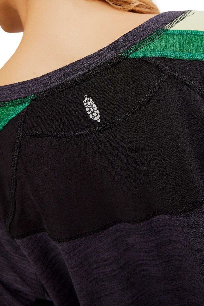 CAMISETA GO FOR THE GOAL Negro