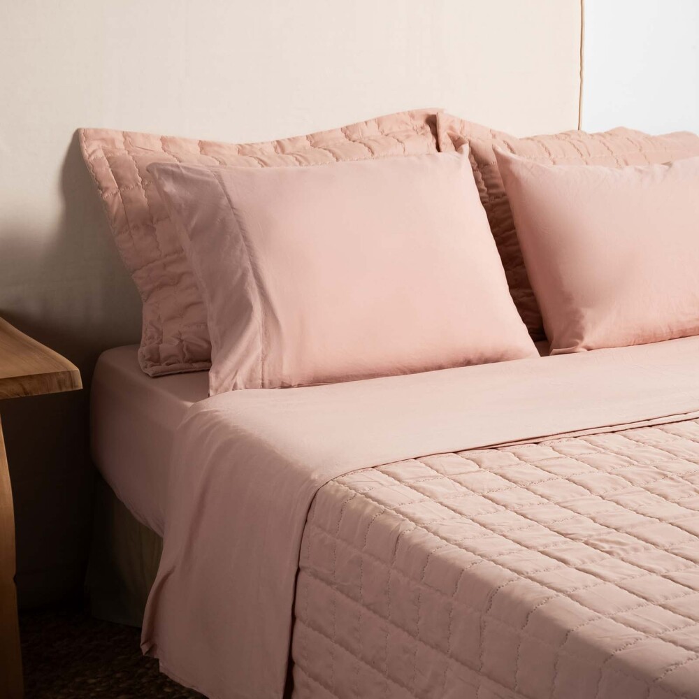 JUEGO DE SABANAS QUEEN POLIESTER PREWASHED