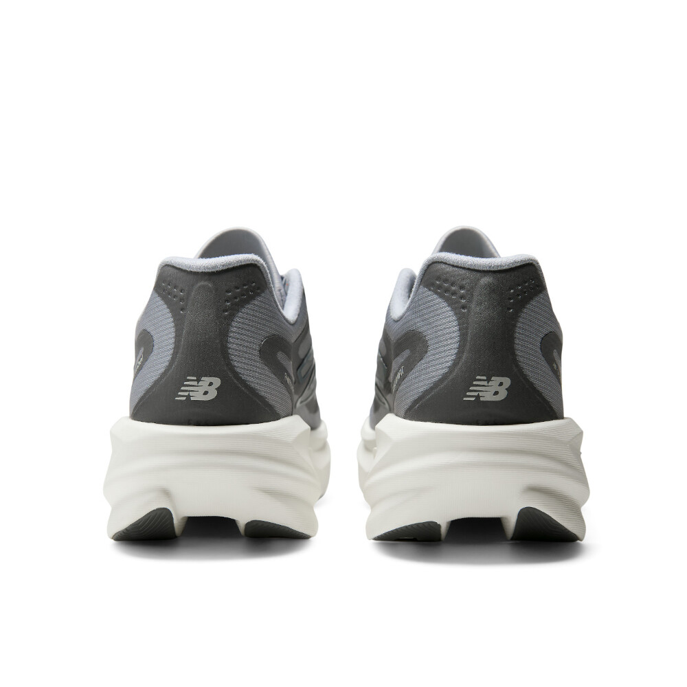 Zapatillas Running Supercomp Rebel V1 Mujer Grey
