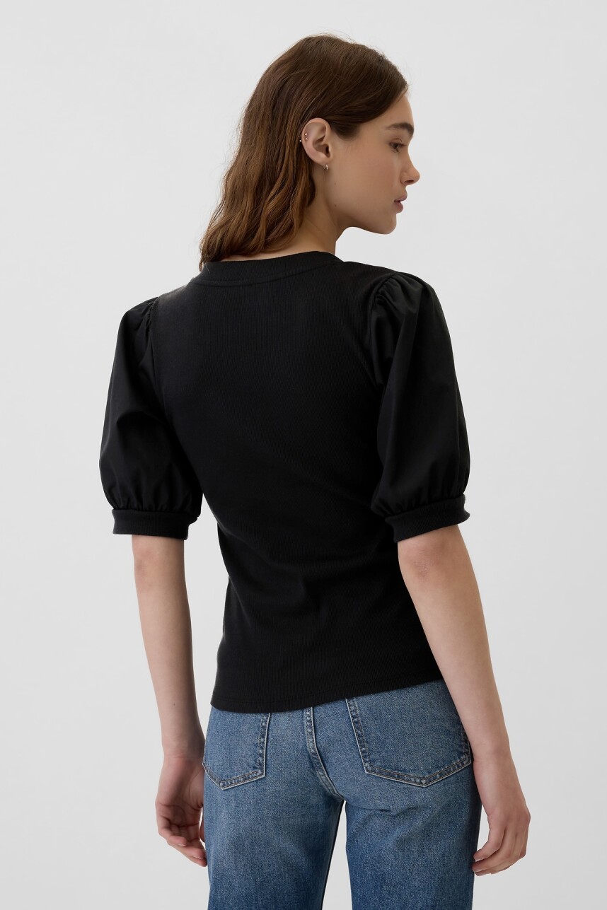 Remera Con Botones Mujer True Black