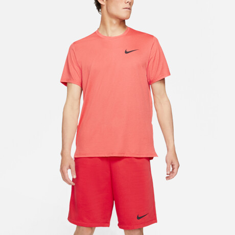REMERA NIKE PRO DRIFIT Red