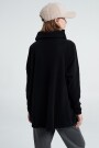 SWEATER CUELLO ALTO Negro