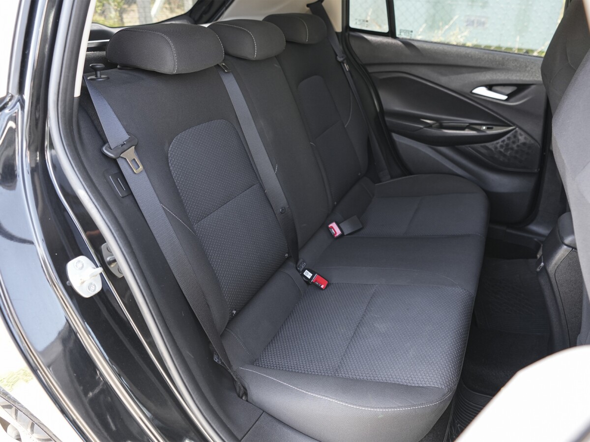 Chevrolet Onix Ltz1.0T Con Ficha Oficial| Permuta / Financia Chevrolet Onix Ltz1.0T Con Ficha Oficial| Permuta / Financia