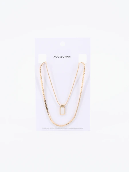 COLLAR CON DIJE DORADO